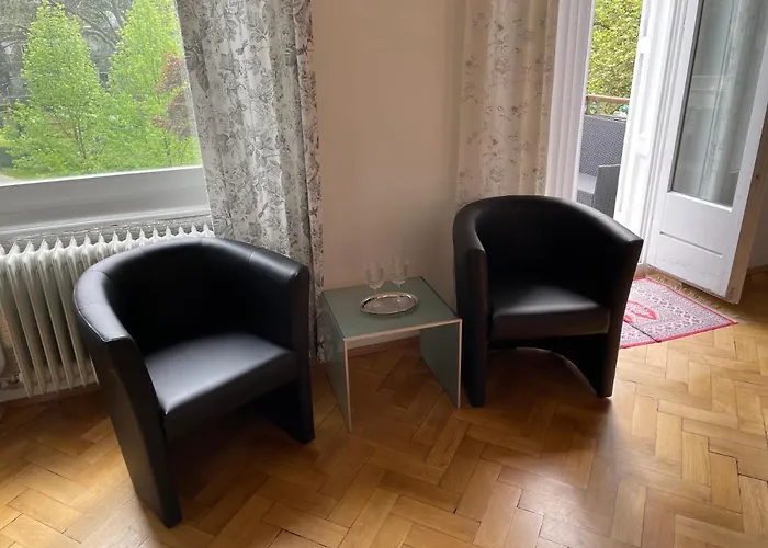 酒店 维恩哈听格克拉别墅公园温泉民宿 *